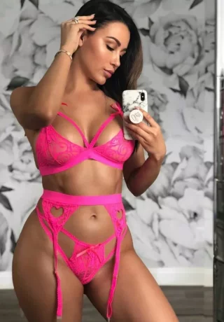 Call girl service 200AED/Hour